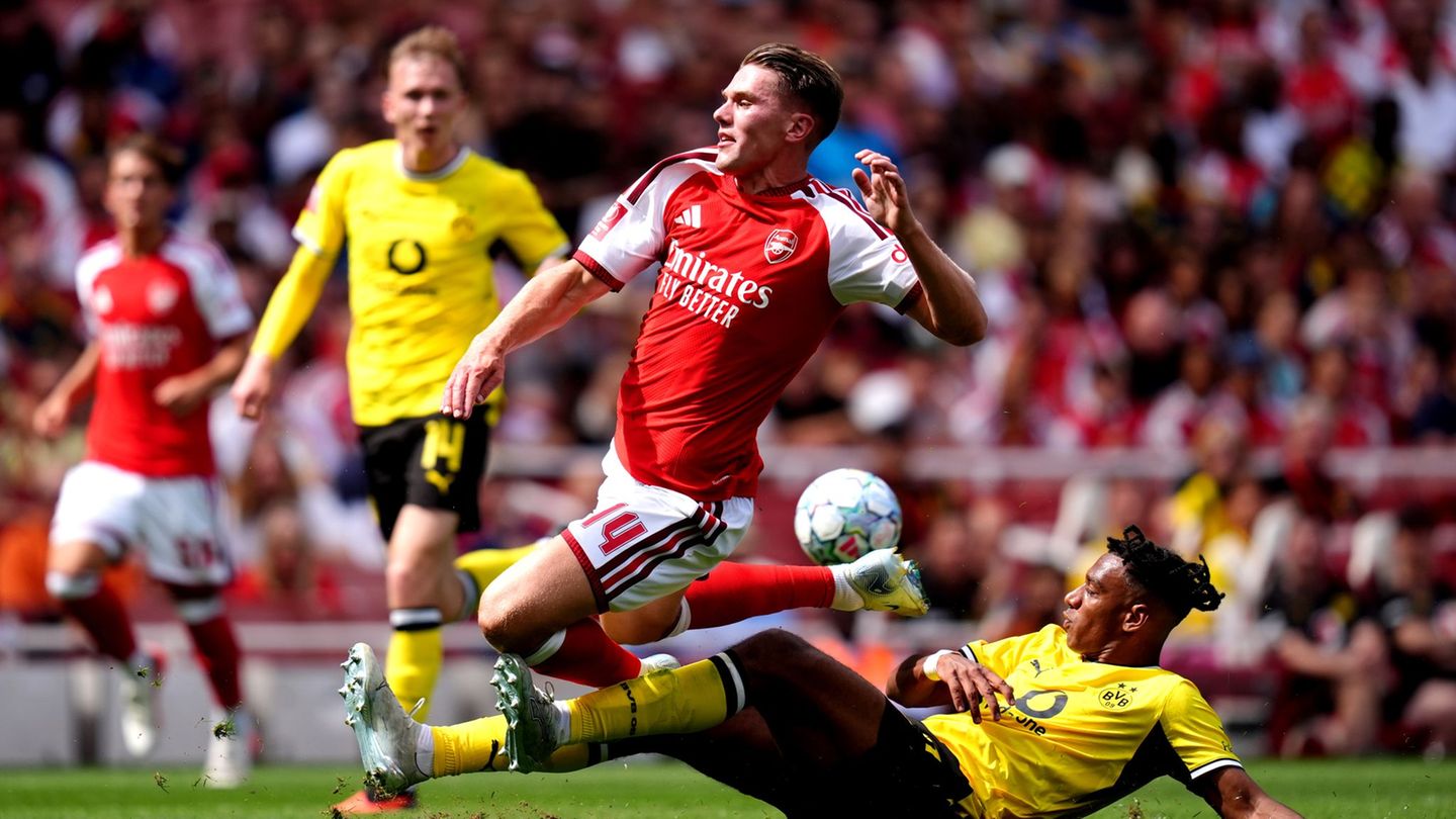 Fußball: Jungstars schießen Dortmund zum Testspielsieg bei Arsenal