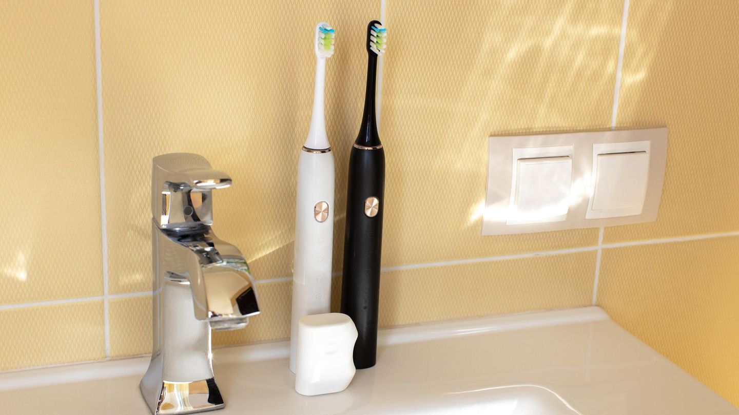 Amazon hat die Philips Sonicare 3100 im Doppelpack stark reduziert (Symbolbild)