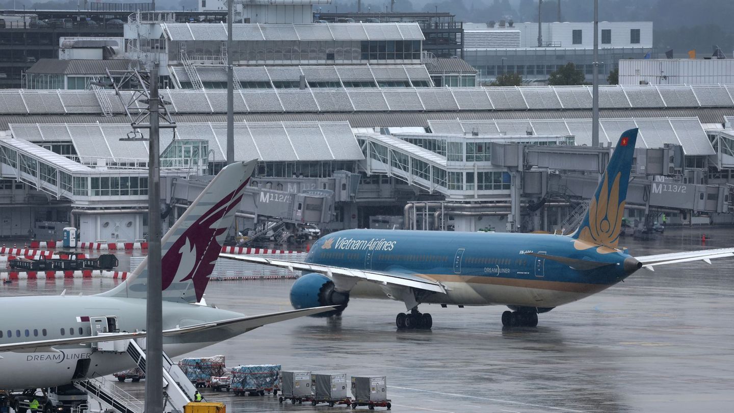 Boeing near-crash: Why was the plane too slow during takeoff?