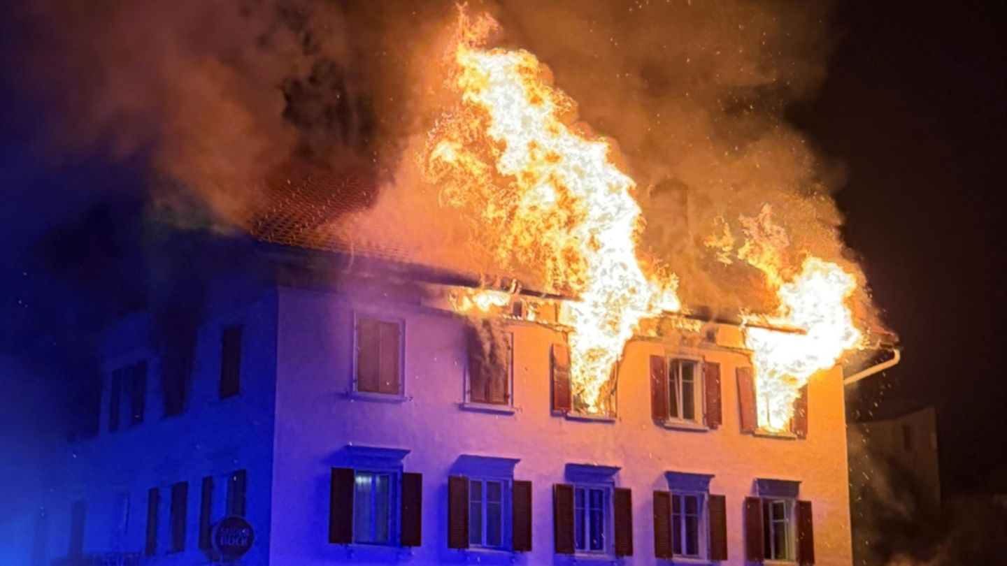 Nach Brand in Wohngebäude in der Schweiz: Zwei Leichen gefunden
