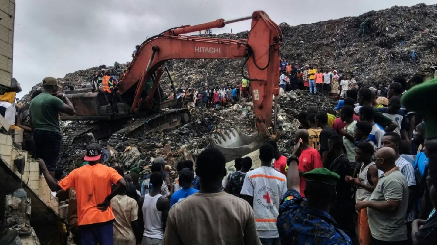 Müllkippe rutscht auf Siedlung: Mindestens 18 Todesopfer in Guinea