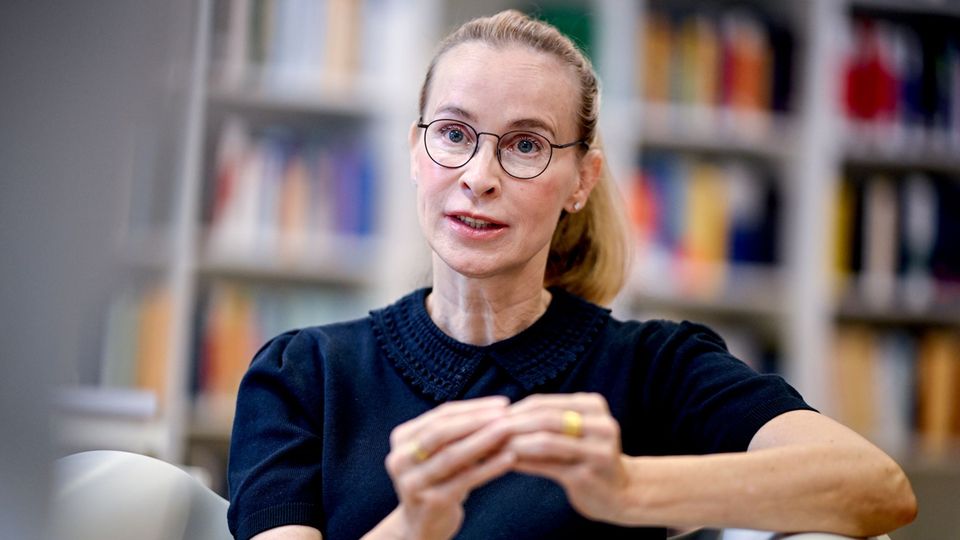 Bundespr sidentenamt Brosius Gersdorf Frau Als Bundespr sidentin bundespr-sidentenamt-brosius-gersdorf-frau-als-bundespr-sidentin