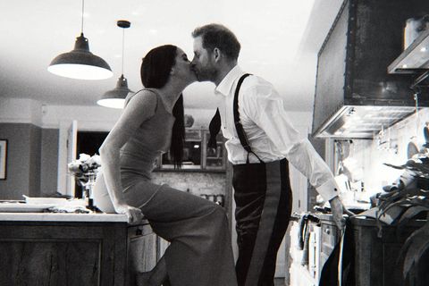 Harry und Megan in der Küche