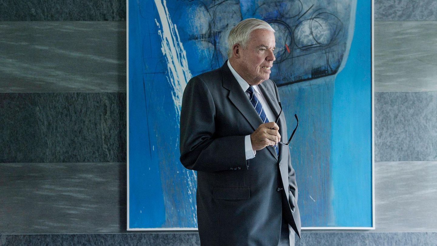 Klaus-Michael Kühne: The chief logistics expert is dead