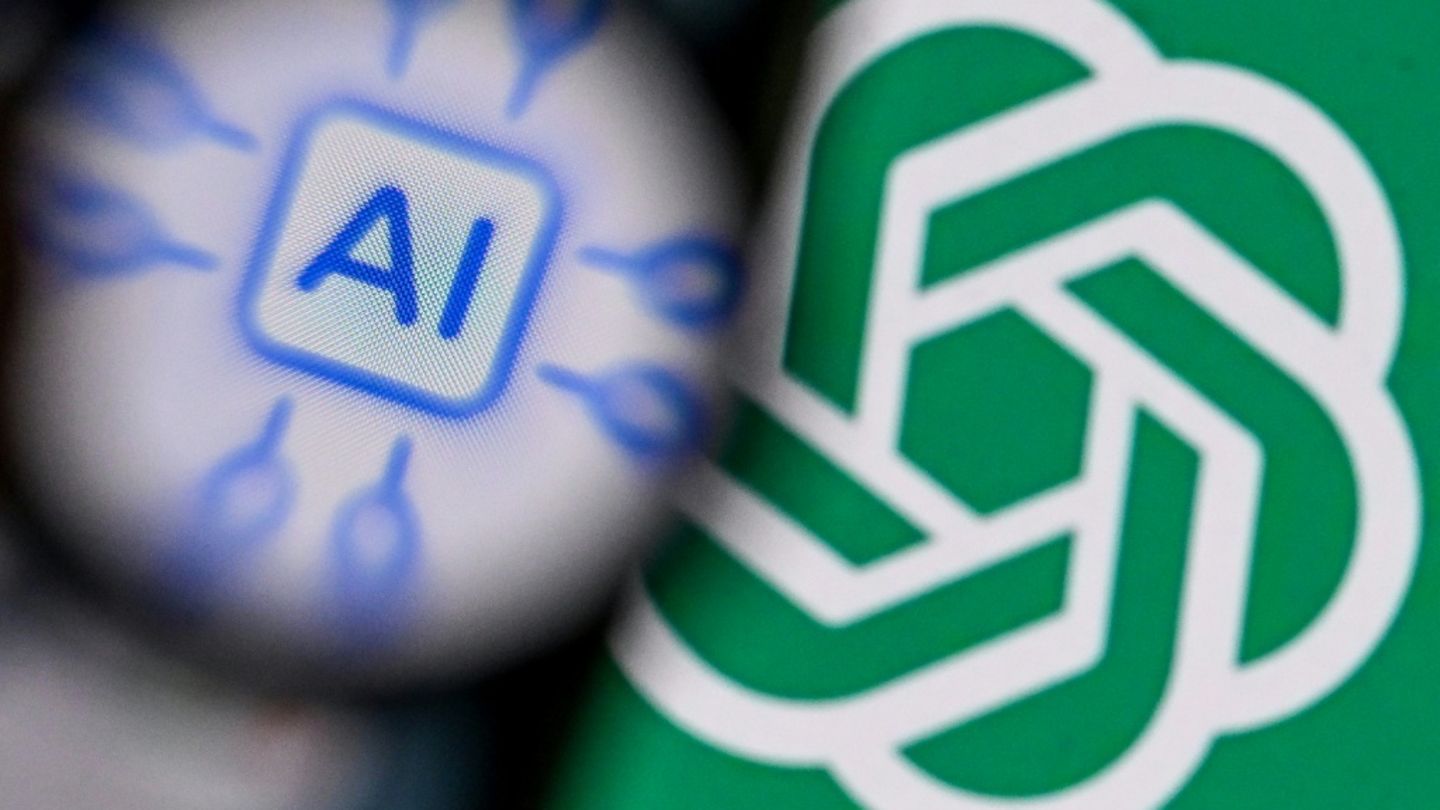 Digitalstudie: KI weit verbreitet, Skepsis bleibt aber bei Finanzfragen