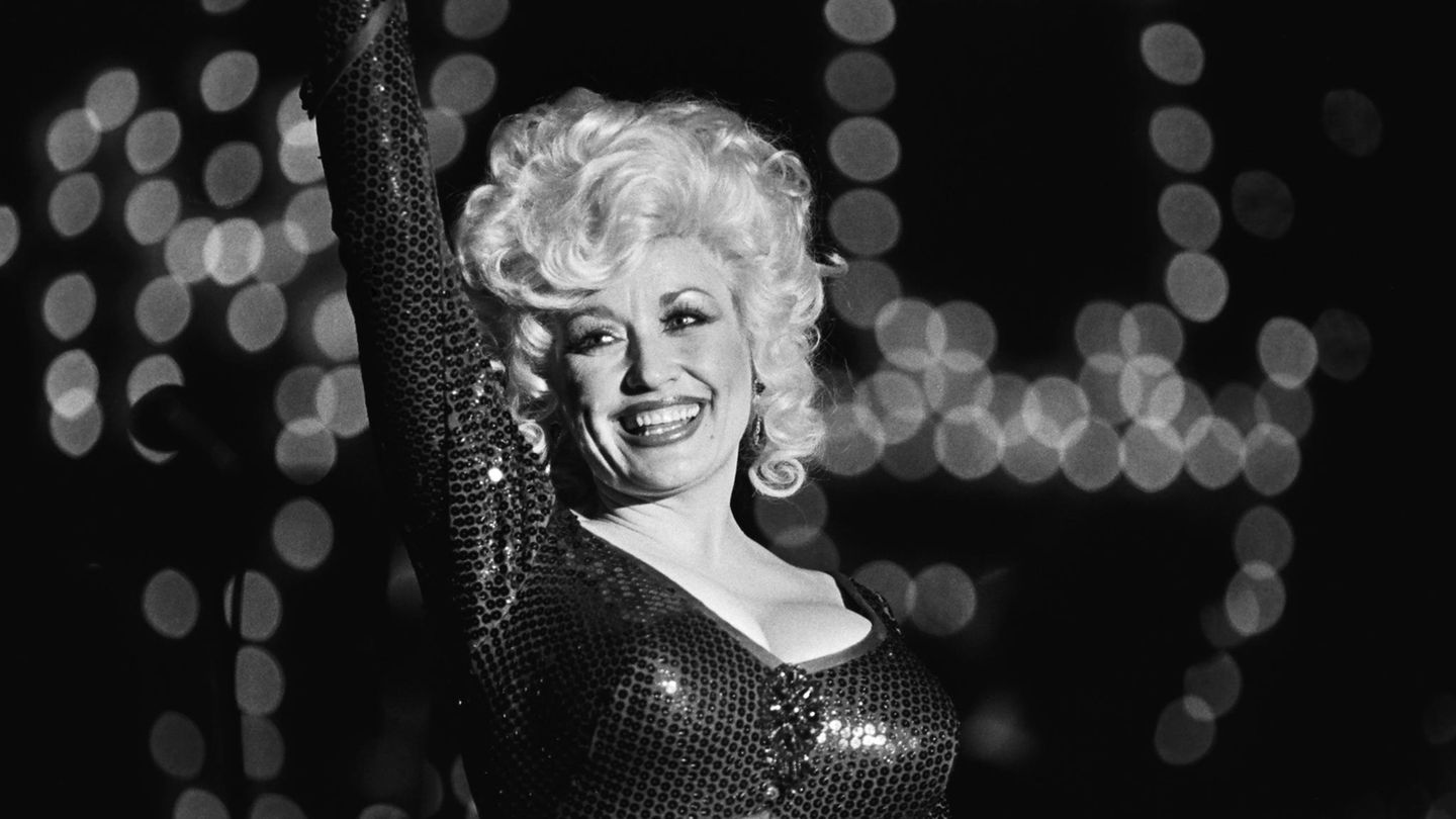 Mourning Dolly like a friend? There's an explanation.