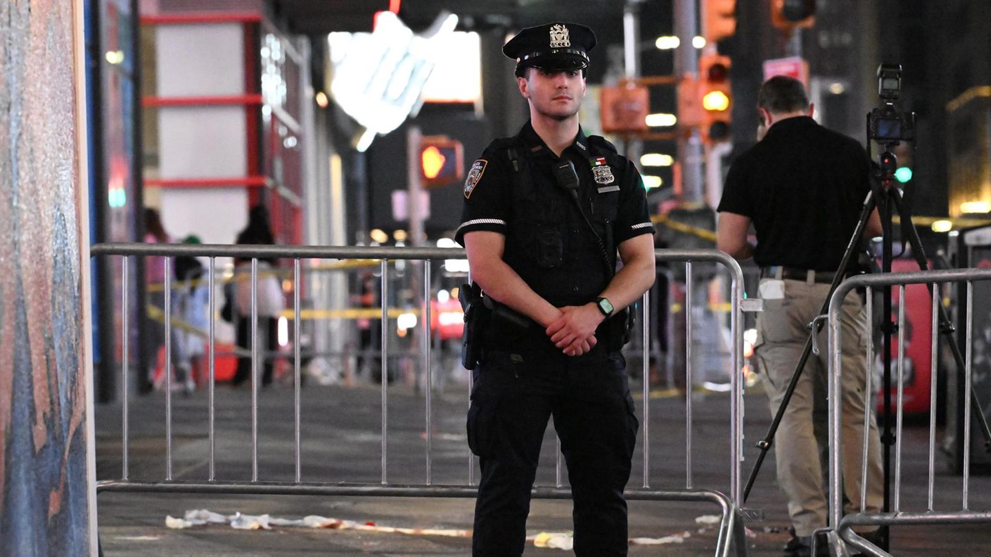 New York City: Polizei erschießt Messerangreiferin: „Bisher kein Verdacht auf Terrorismus“