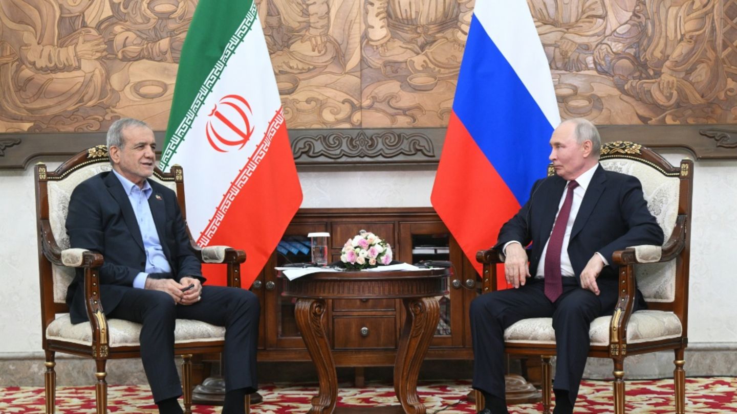 Treffen in Kirgistan: Peseschkian dankt Putin für Russlands Haltung zu Iran-Krieg
