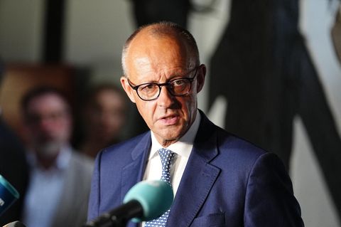 Bundeskanzler Friedrich Merz (CDU) äußerte sich zum ersten Mal zum Drohnen-Angriff vom Leipziger Flughafen