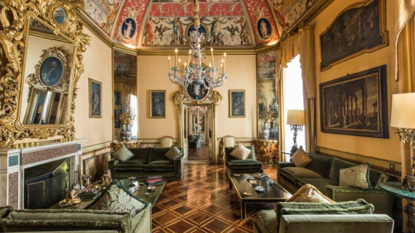 In Rome: This princess rents out her palace as a vacation rental
