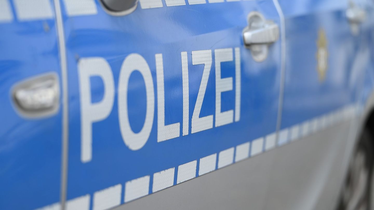 Polizei ermittelt: 15 Verletzte bei Busunfall in Berlin