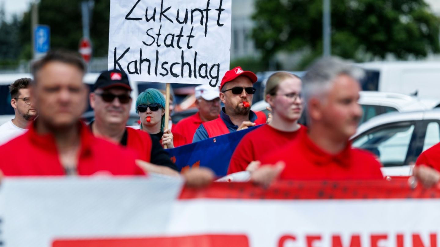 IG Metall ruft zum „Auto-Aktionstag“ auf - Mindestens 100.000 Beschäftigte erwartet