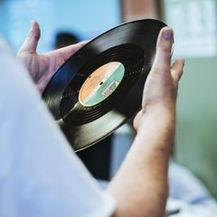 Viele Musikfans kaufen inzwischen gern wieder Schallplatten. Das lockt Kriminelle an.