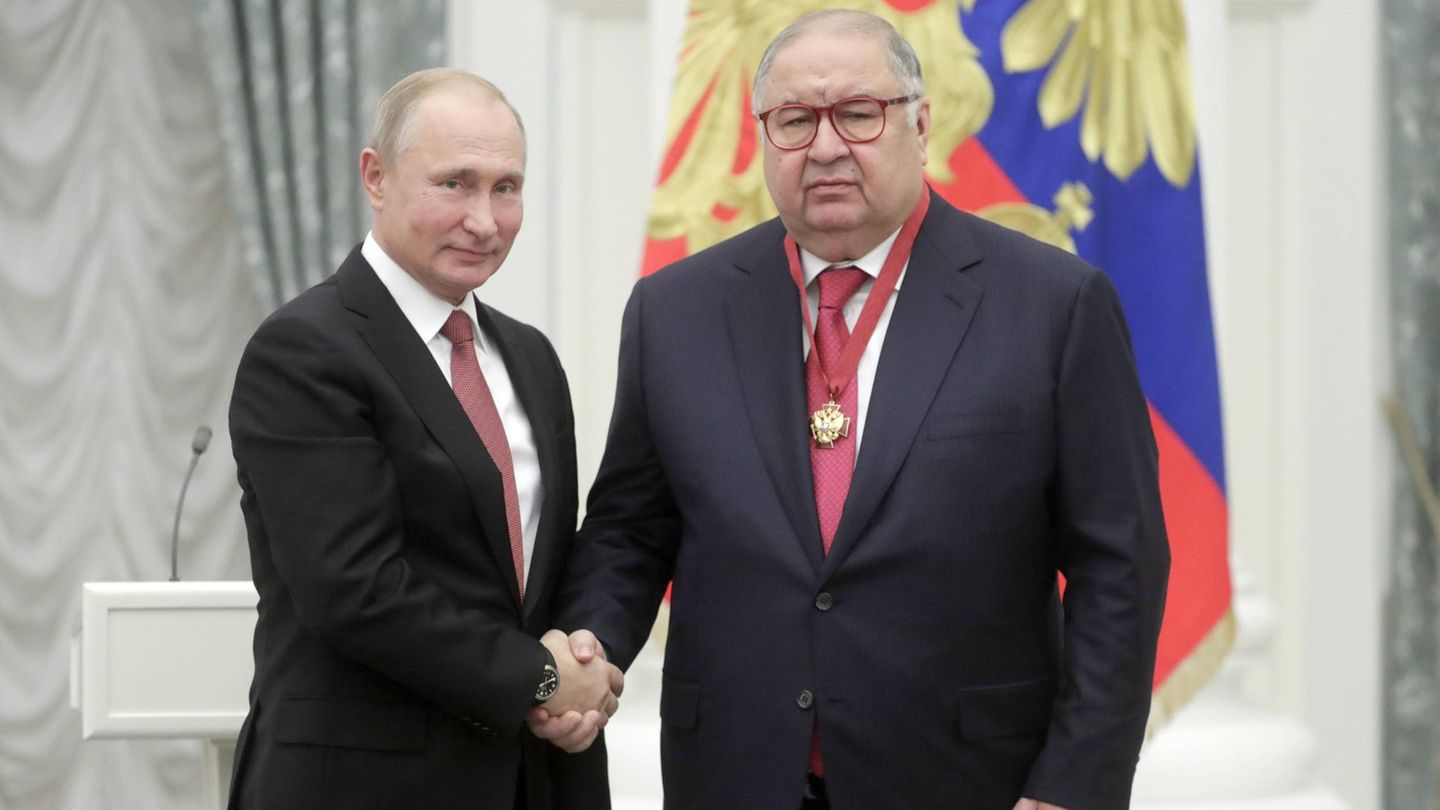 Podcast „Die Lage – International“: Ausnahmen für Putin-Freunde: „Dieser Kuhhandel hilft Russland“