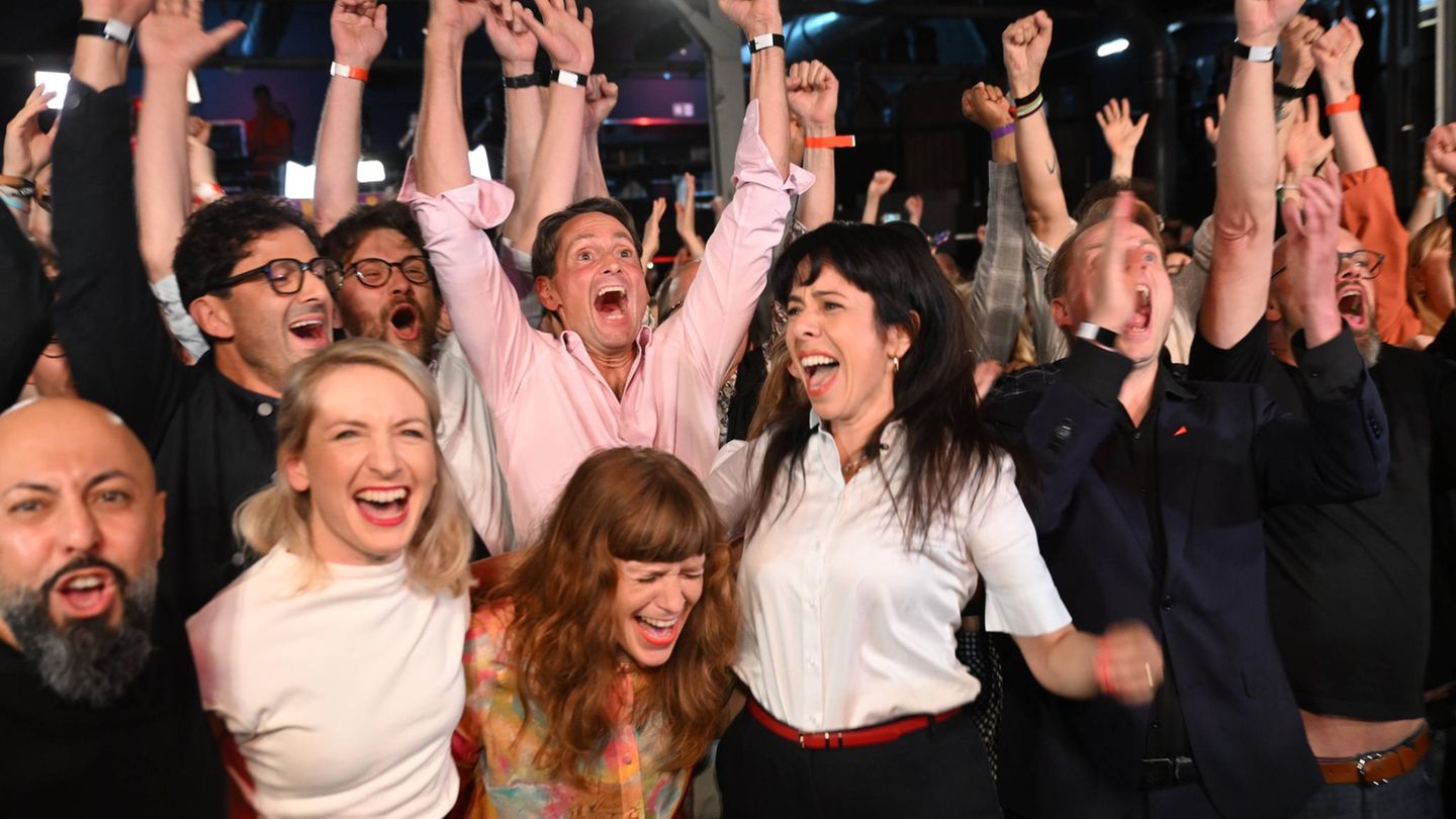 Stop bashing the left! Haven't you learned anything from the AfD?
