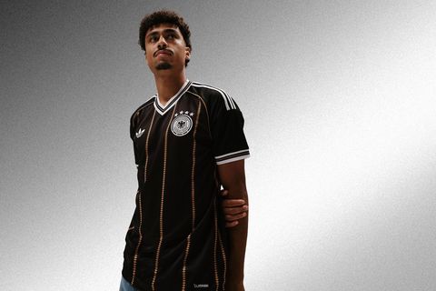 Nathaniel Brown im Abschiedstrikot von Adidas