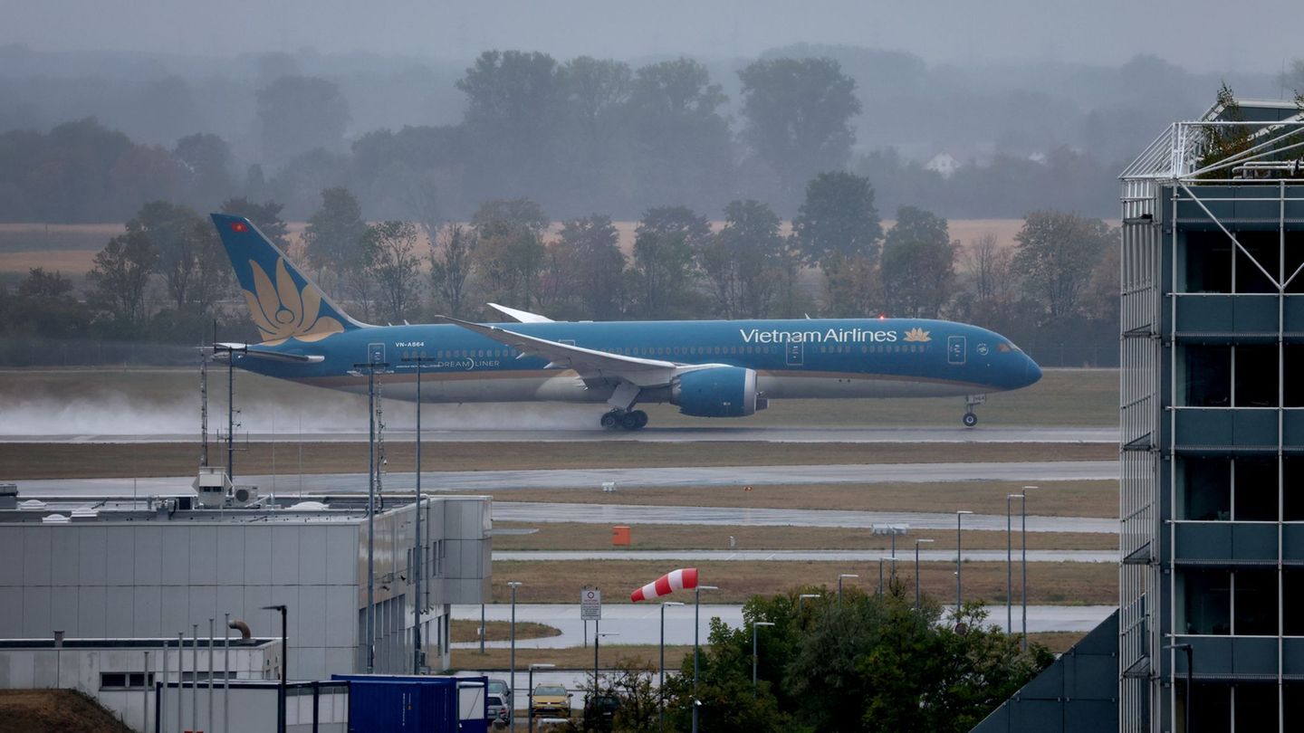 Not accelerated, not braked, narrowly took off: Investigators still ...
