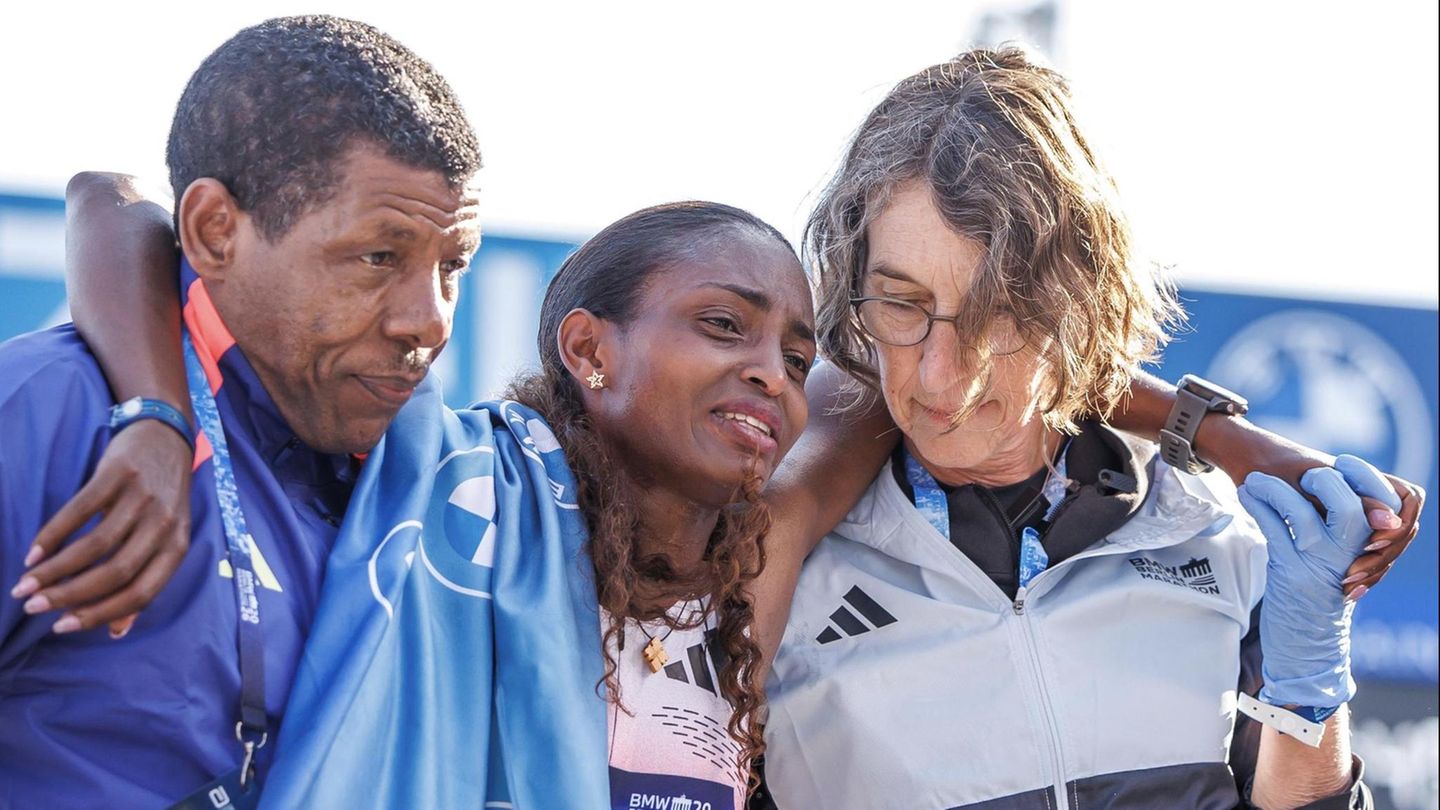 Athlete finishes marathon with Achilles injury - | Race doctor provides ...