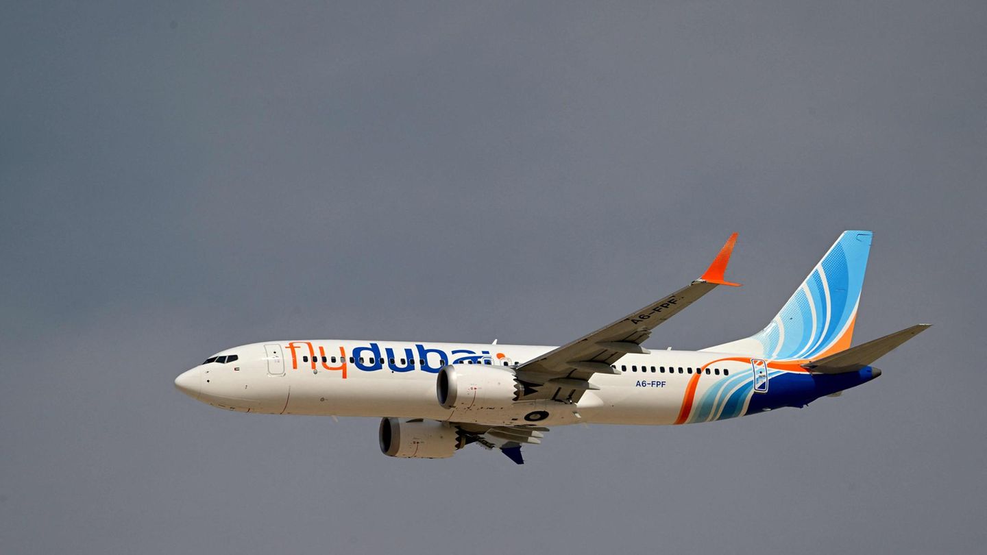 Medienberichte: Flugzeug mit Ziel Tel Aviv sendet Notsignal: Piloten-Prügelei statt Entführung