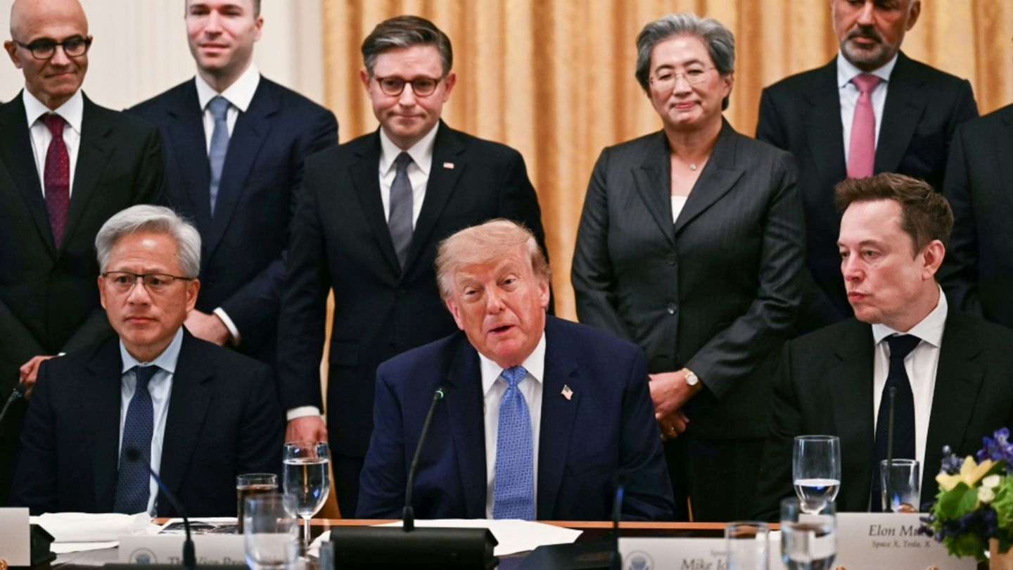Tippfehler in Trumps Abkommen für „Superintelligenz“ sorgt für Spott