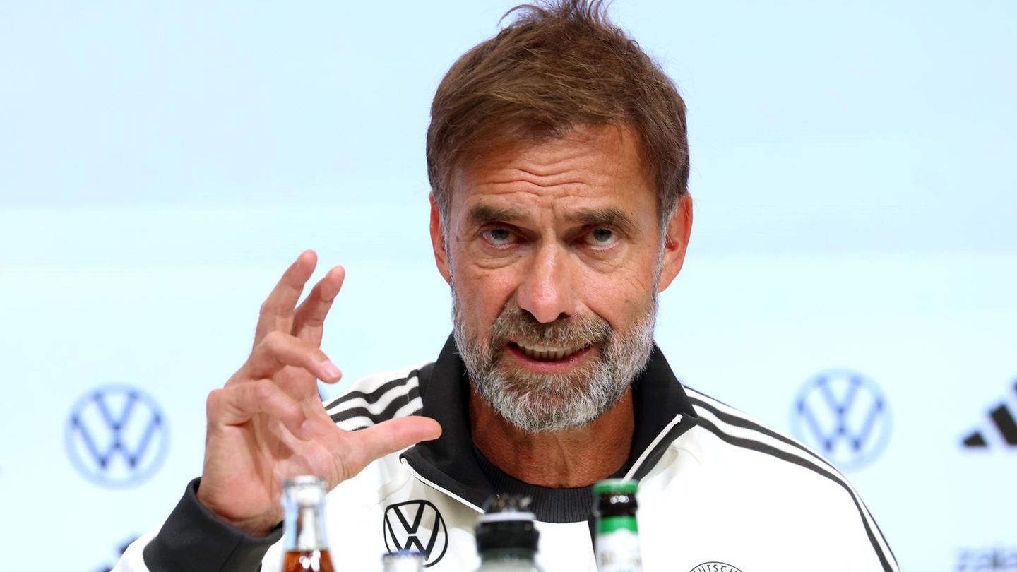 Jürgen Klopp responds strongly to racism against DFB players