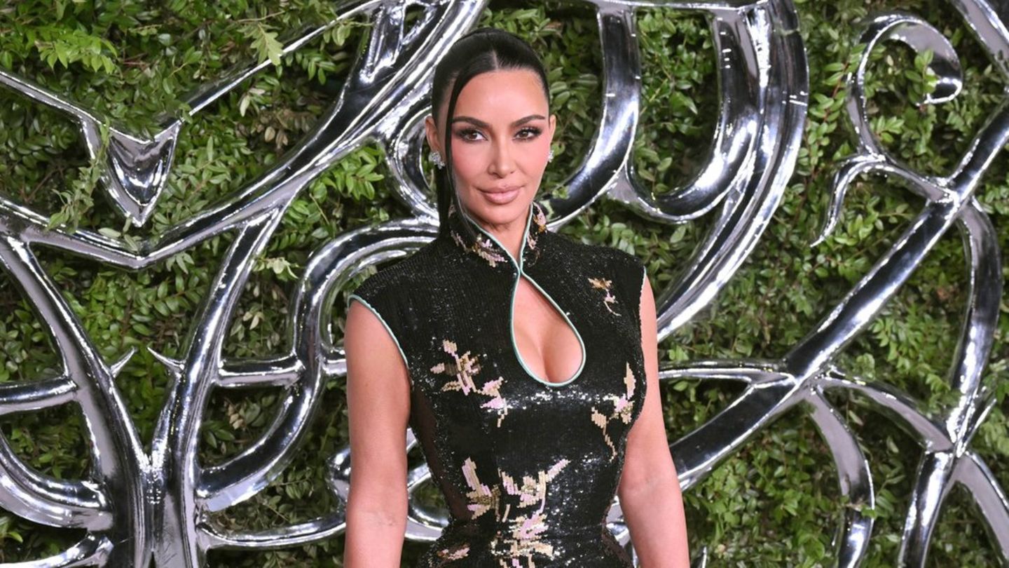 Kim Kardashian was consciously single for five years - | and happy about ...