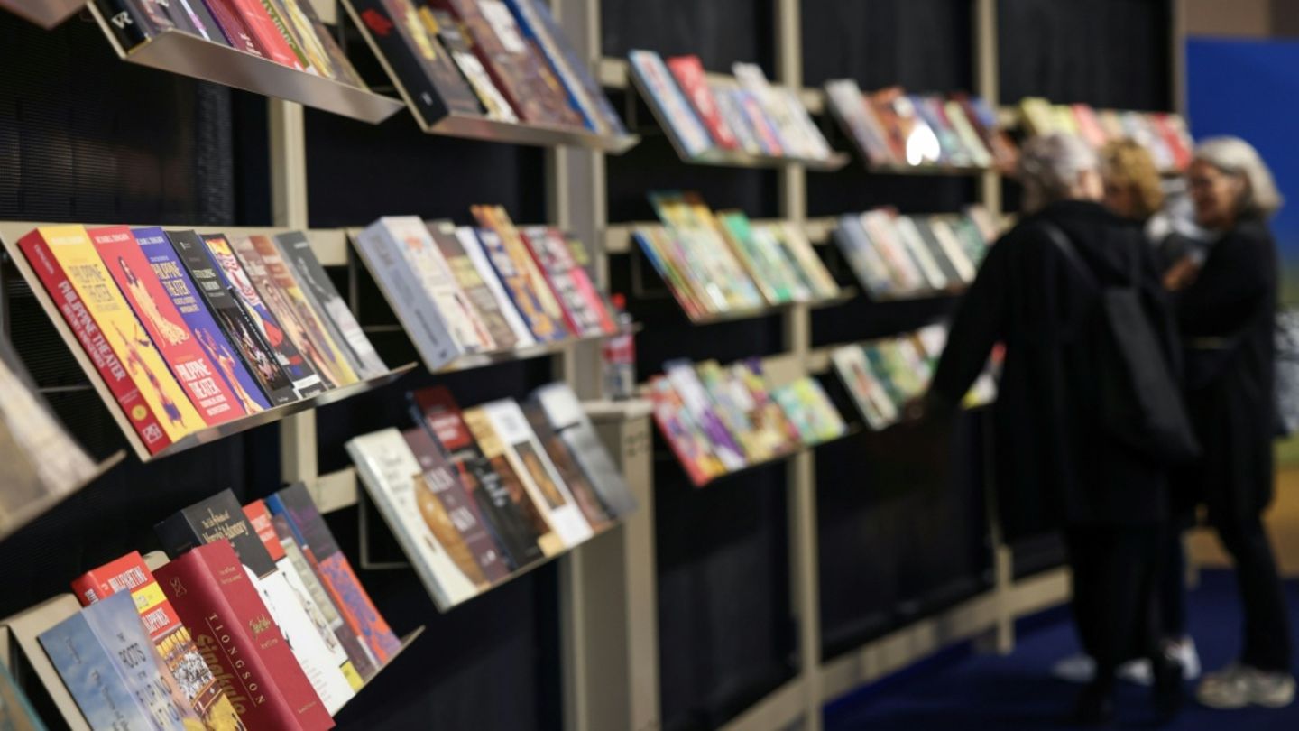 Deutscher Buchpreis geht an Shida Bazyar und „Die Lücken“