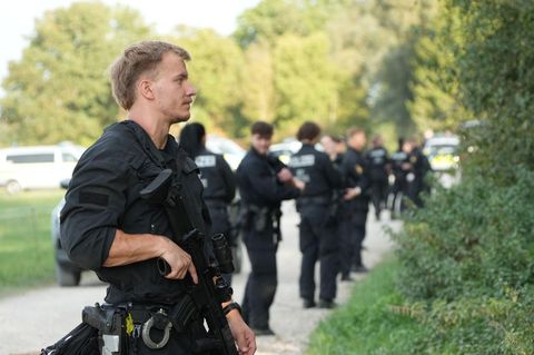 Angebliche Puma-Sichtung bei München: Bewaffnete Polizisten im Suchgebiet