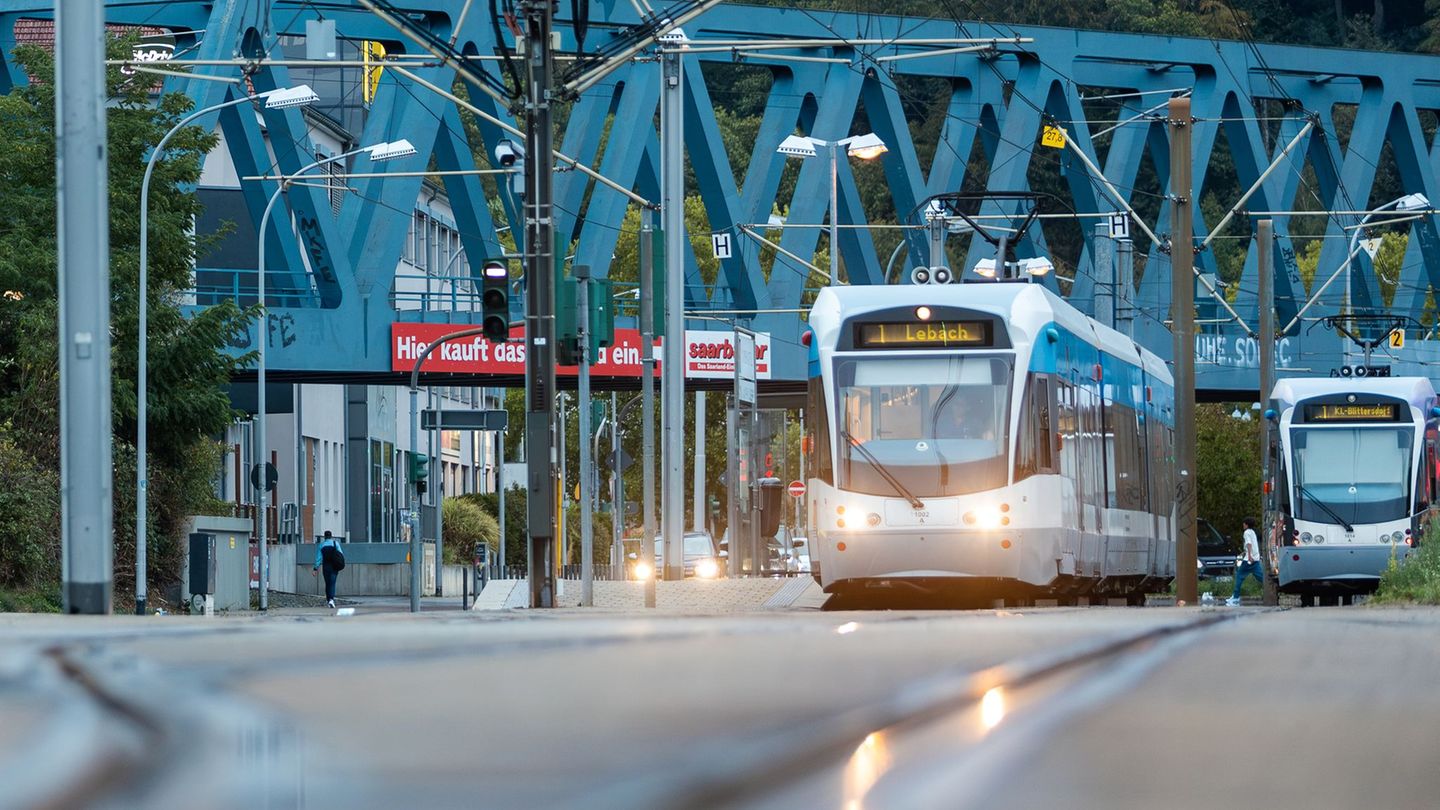 ÖPNV: 950 Streikstunden bei der Saarbahn – Fahrgäste trifft es