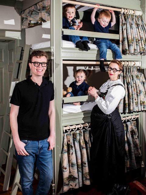 Pronatalisten in den USA Malcolm und Simone Collins mit ihren Kindern 2024