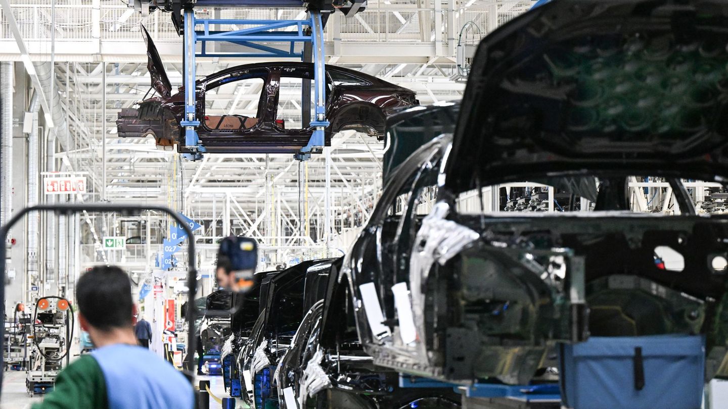 Arbeitsmarkt: Industrie in Baden-Württemberg hat 44.300 Jobs verloren