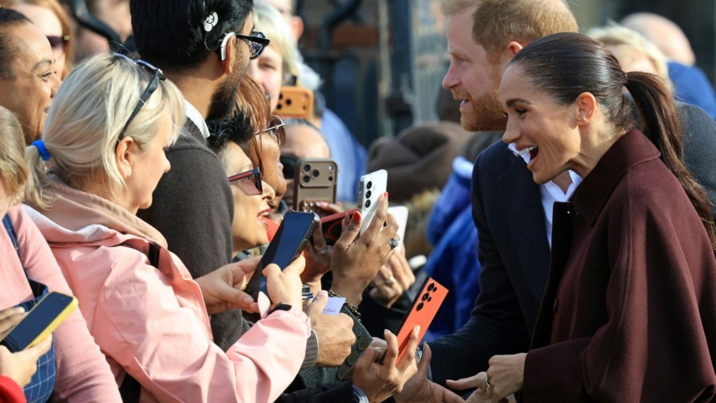 Erster öffentlicher Auftritt von Harry und Meghan nach Rückkehr nach England