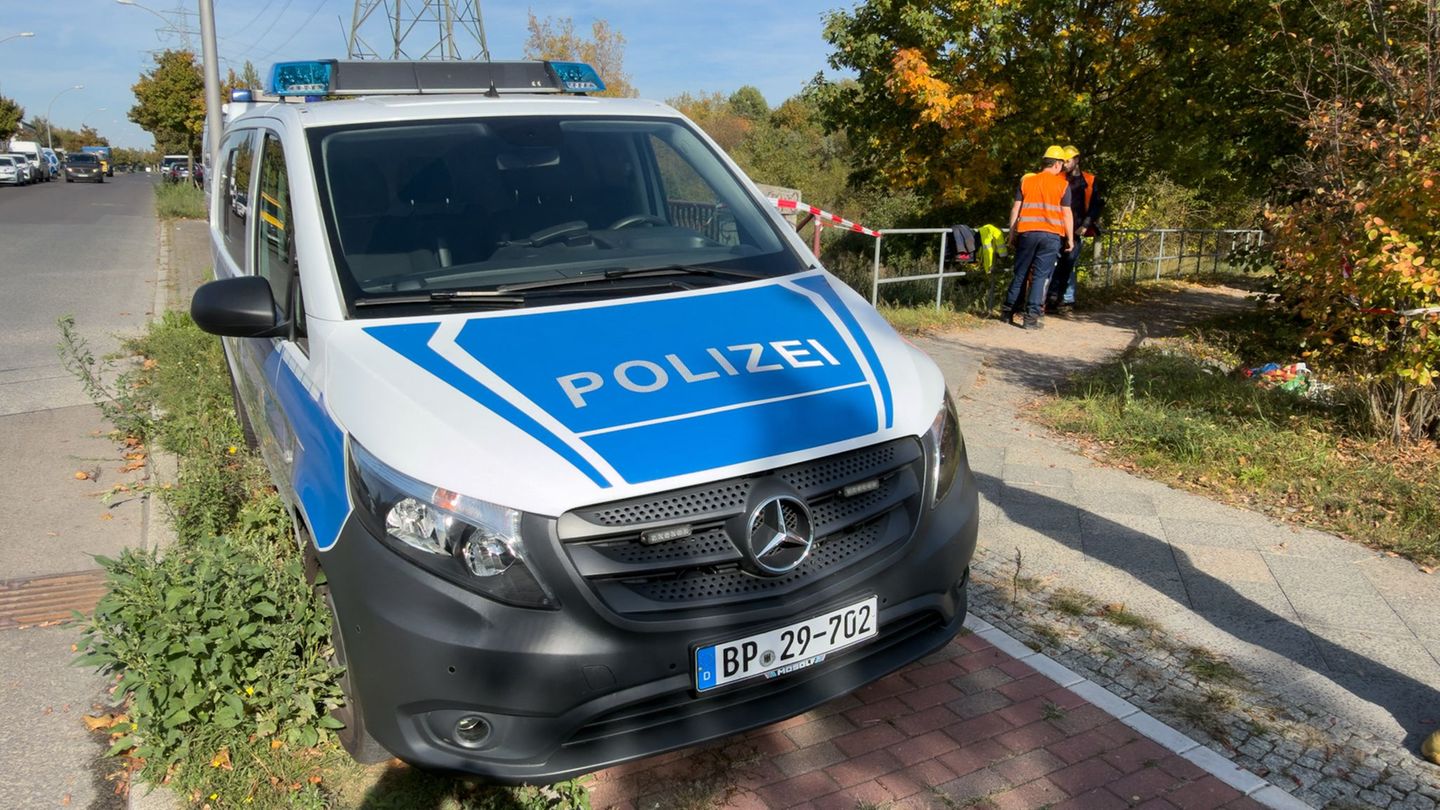 Energieversorgung: Bekennerschreiben nach Brandanschlag auf Stromleitung