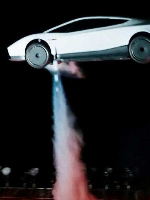 Teslas neuer Roadster beeindruckt mit unfassbarer Flugeinlage