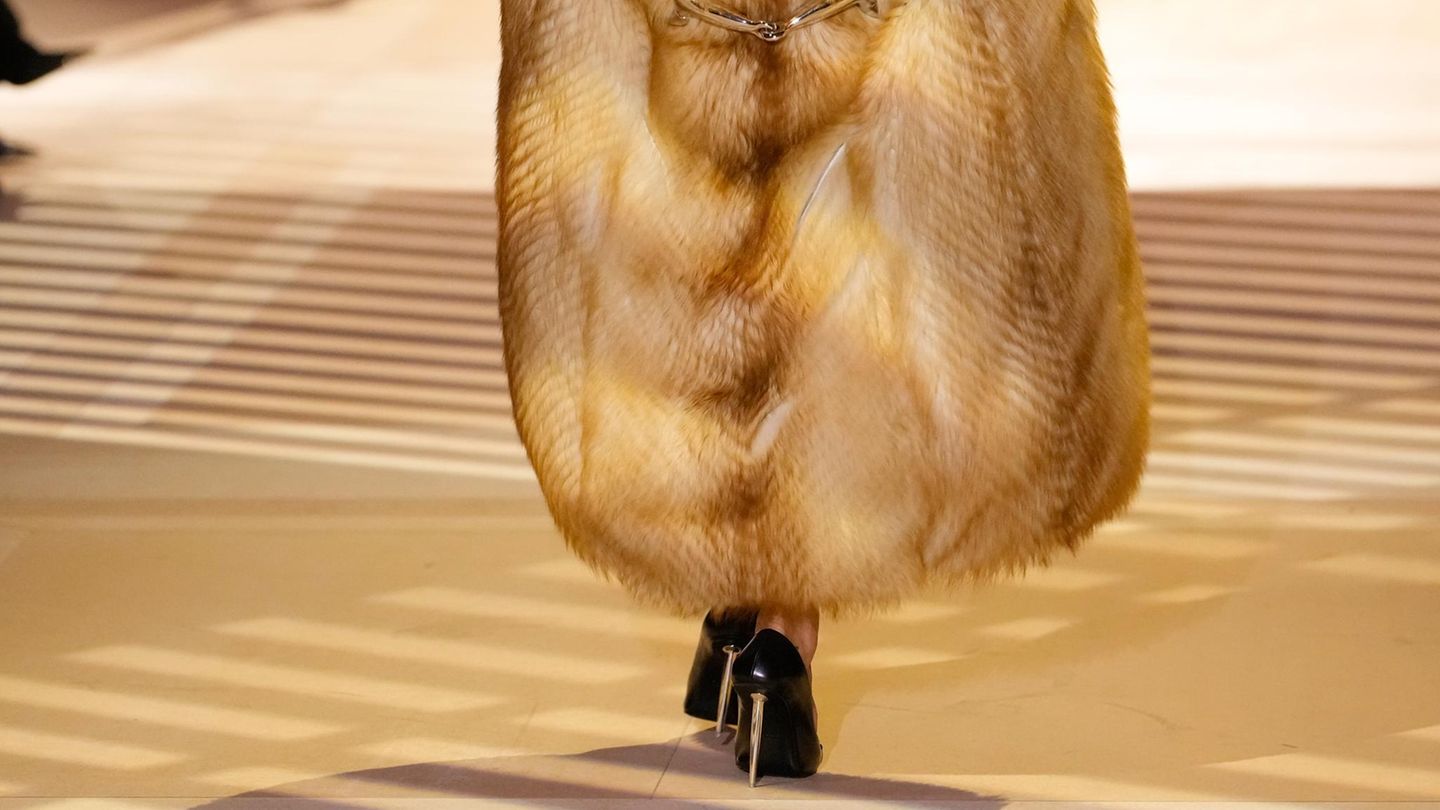 Kleidung: Krisen-Mode: Können High Heels eine Rezession vorhersagen?