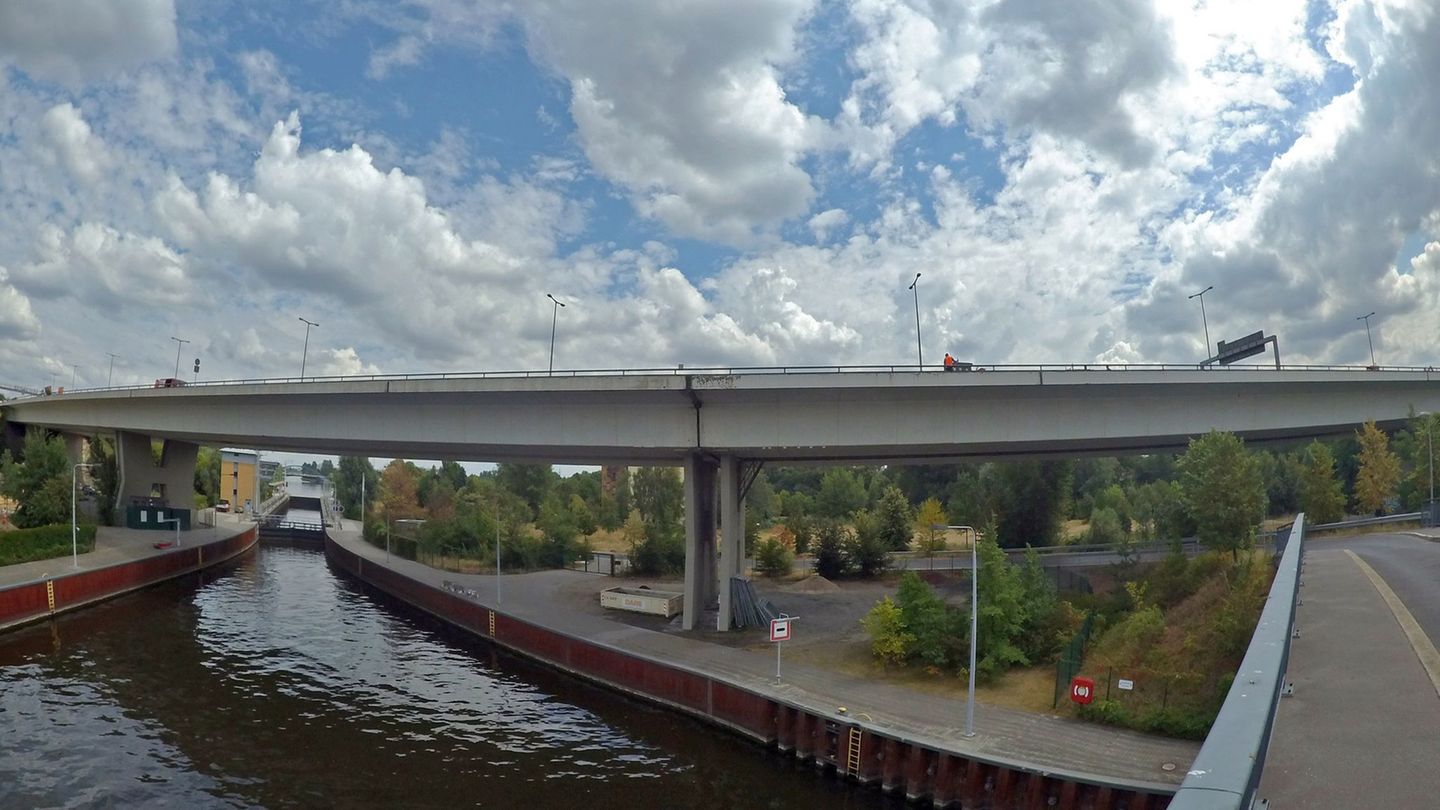 A100 eingeschränkt: Weiterhin Sperrungen auf Rudolf-Wissell-Brücke