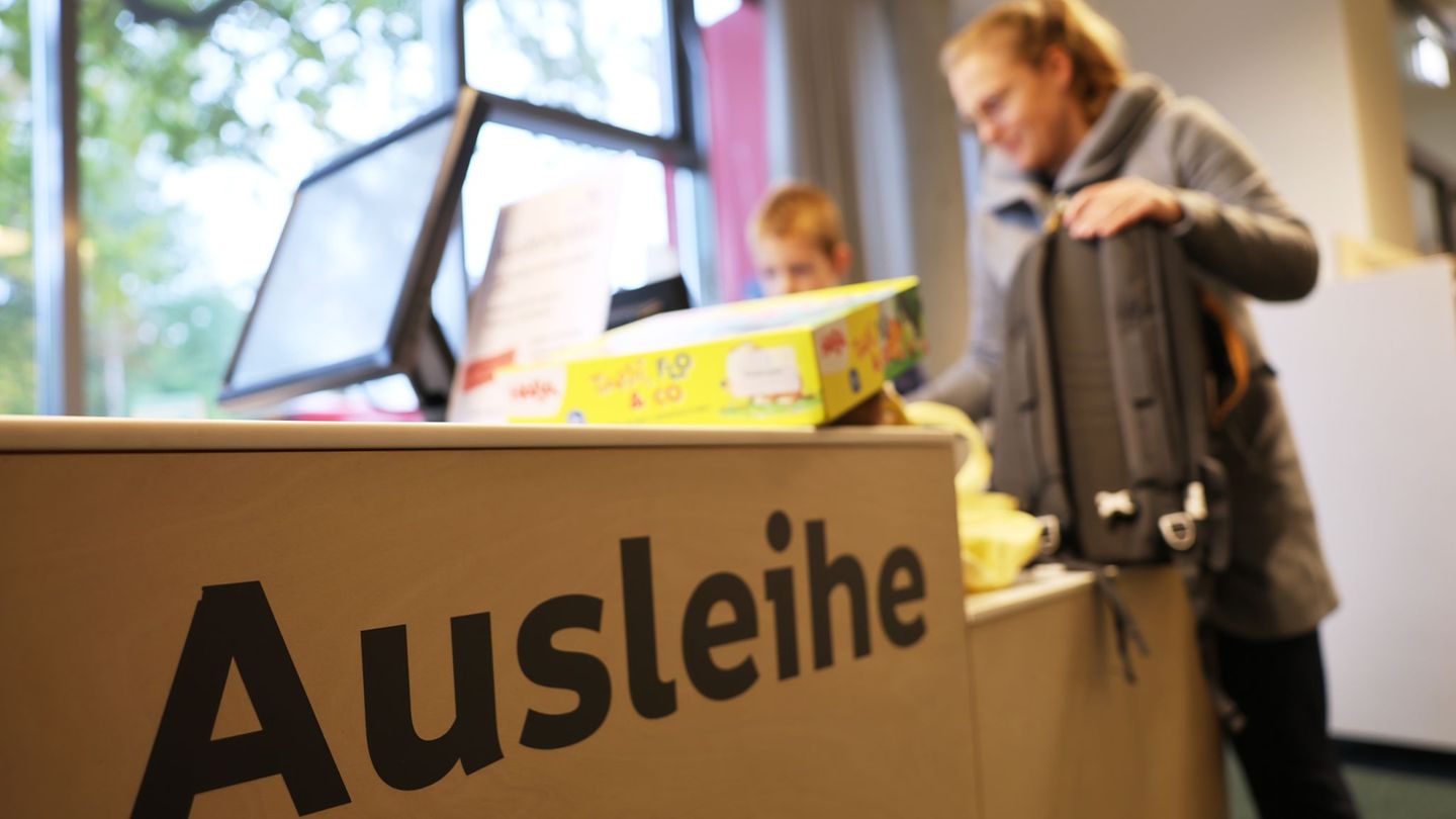 Zum Tag der Bibliotheken: Hamburgs Bücherhallen werden von mehr Menschen genutzt