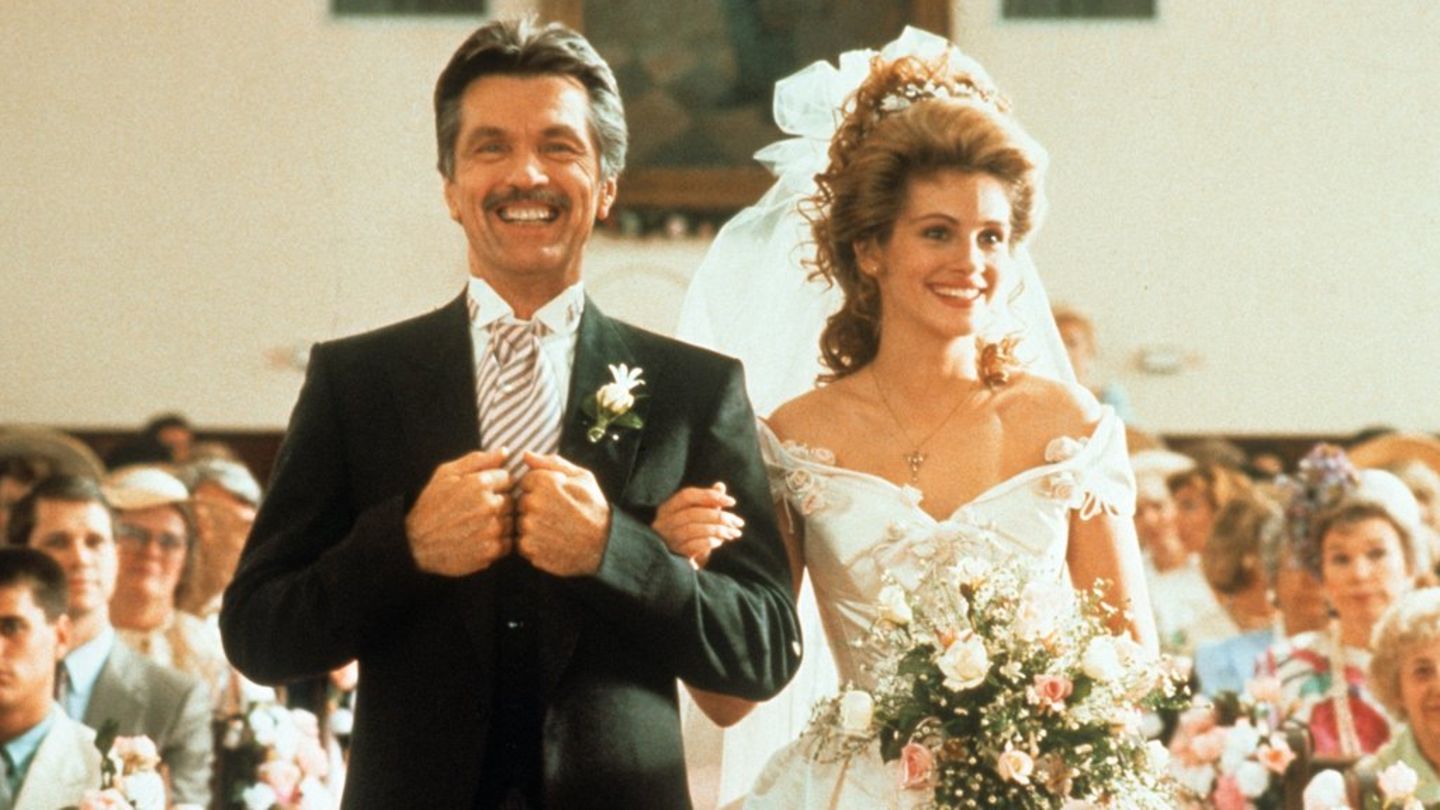 Julia Roberts und mehr: Schauspielkollegen trauern um Tom Skerritt