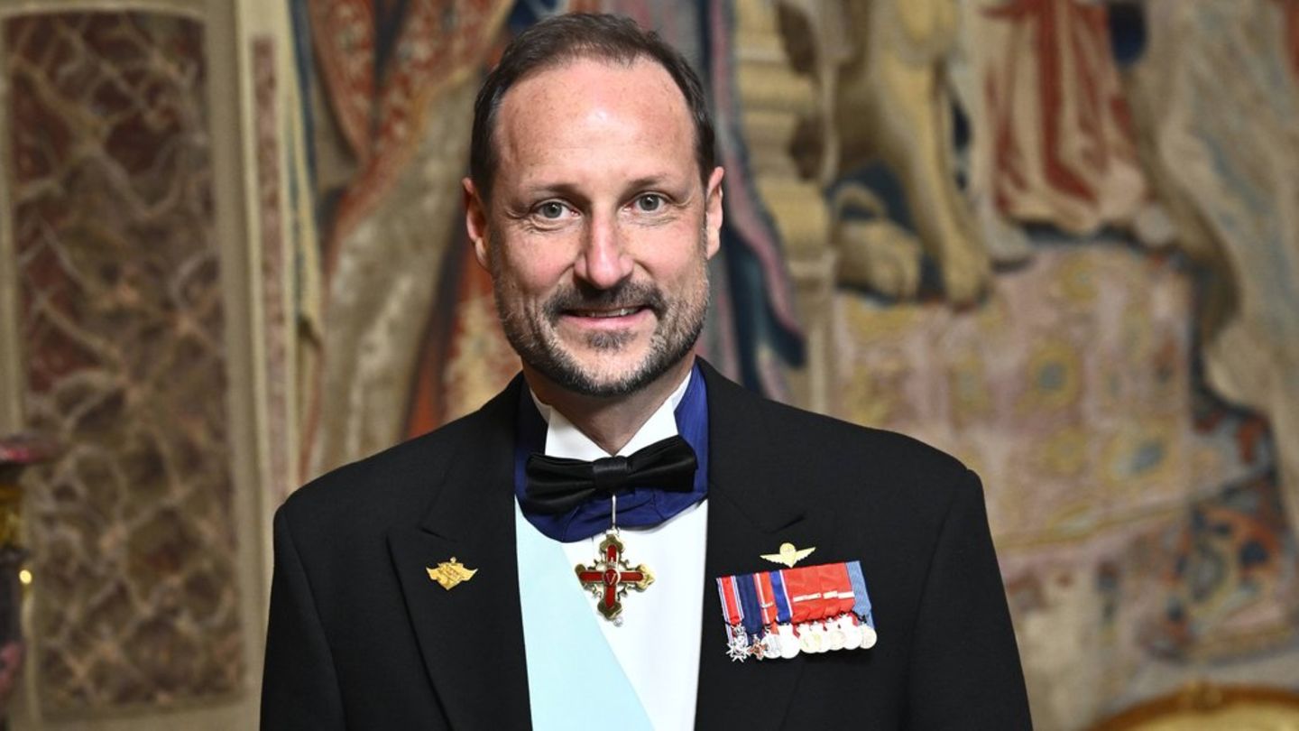 König Haakon bei Galadinner: „Ich vermisse meinen Vater heute Abend“