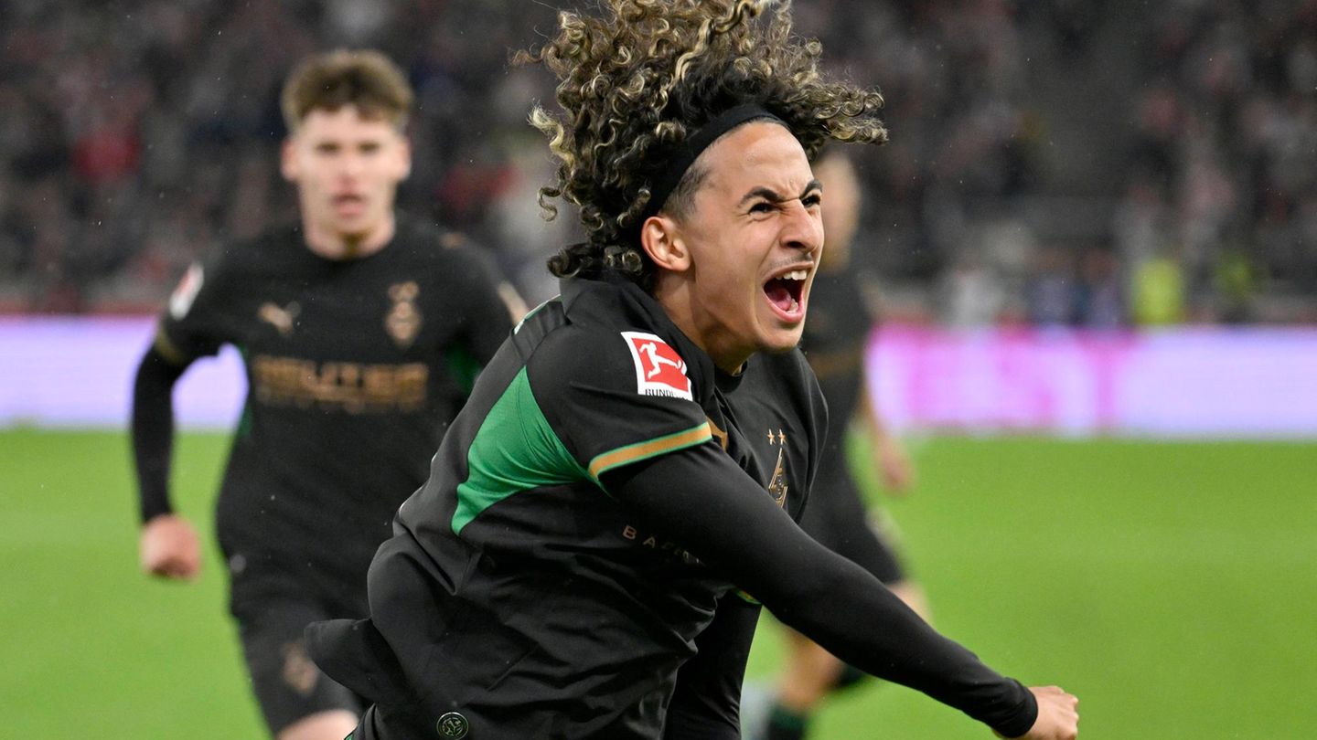 Gladbach turns the game around in Stuttgart - | and prevents a historic ...