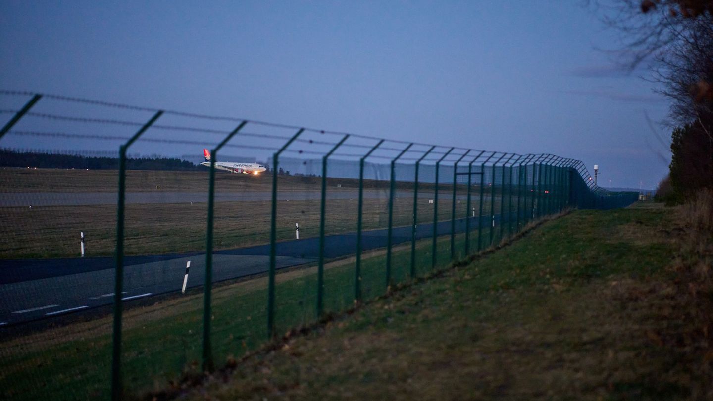 Bleibt belastend: „Es muss mehr passieren“ gegen Chemikalien am Flughafen Hahn