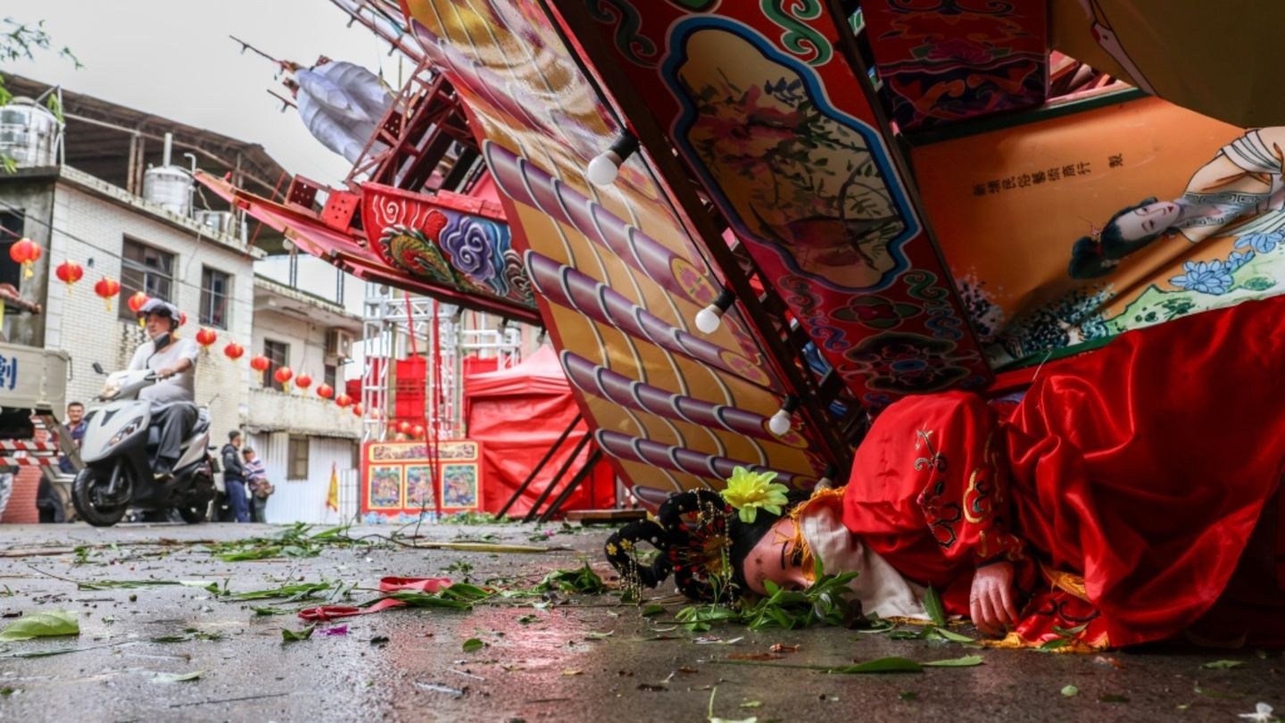 Zehntausende in Taiwan nach Durchzug von Taifun „Champi“ ohne Strom