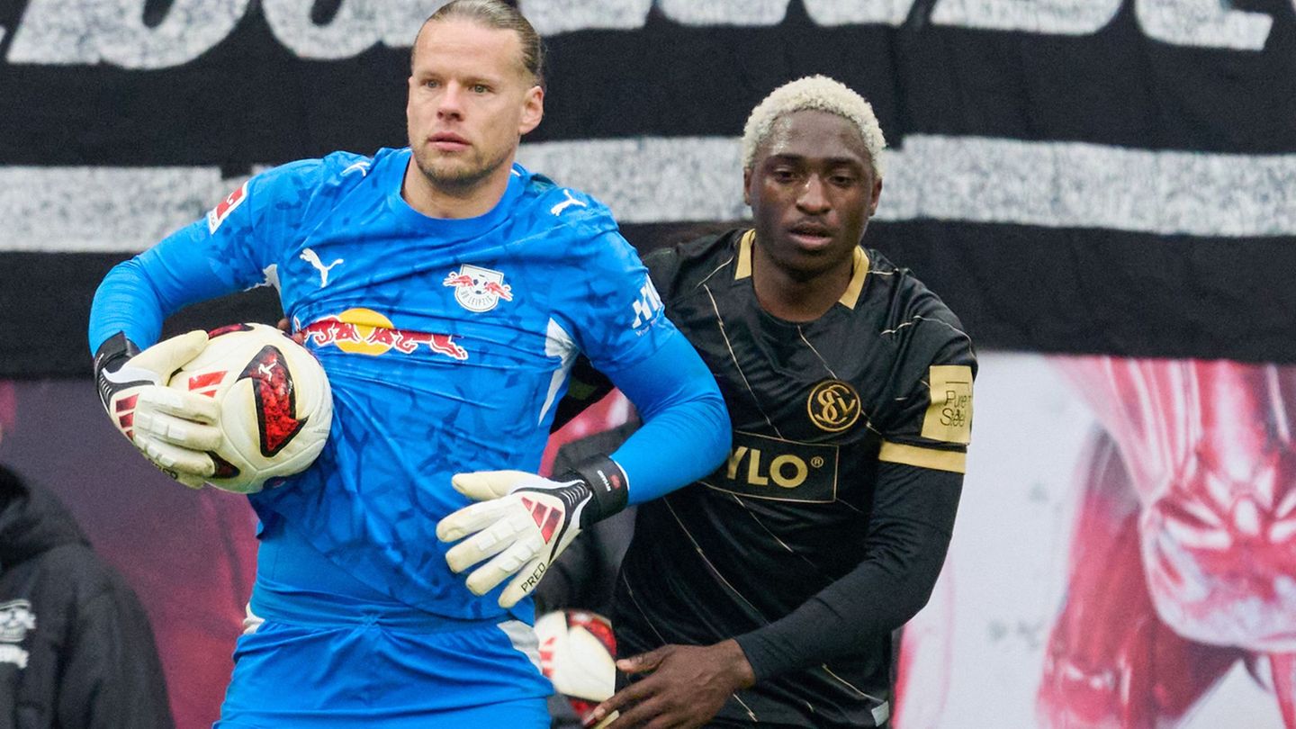 Fußball-Bundesliga: Glanzloses 4:0: RB Leipzig baut gegen Elversberg Serien aus