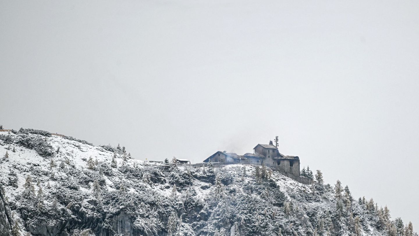 Brand bei Berchtesgaden: Großbrand am Kehlsteinhaus: Feuer wieder aufgeflammt
