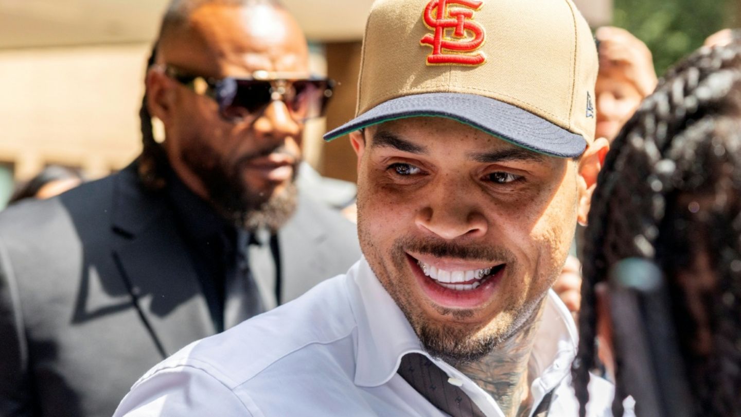 Nachtclub-Schlägerei: Londoner Gericht verkündet Strafmaß gegen US-Sänger Chris Brown