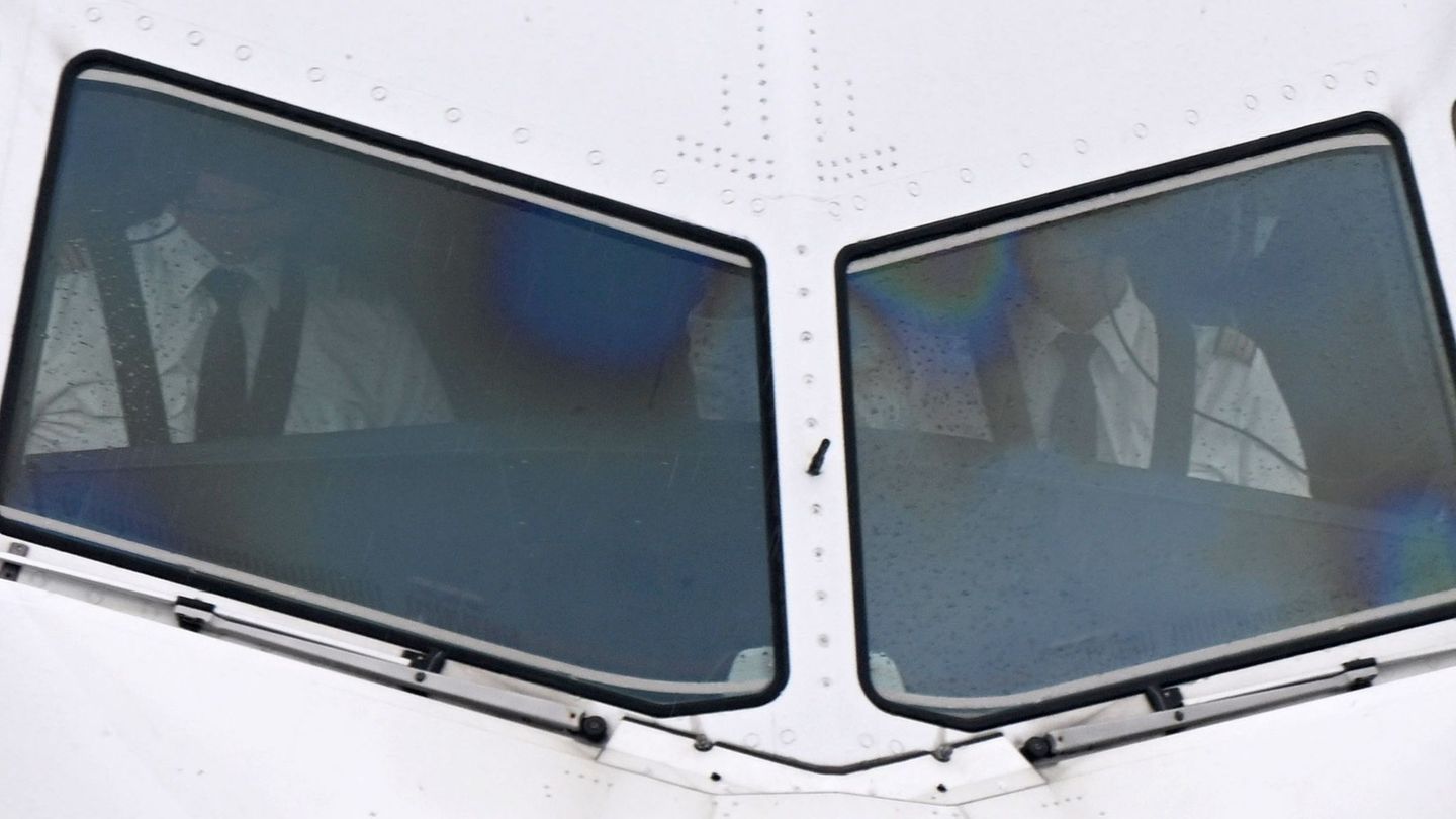 Sekundenschlaf weit verbreitet: Piloten: Riskanter Umgang mit Schlafmangel