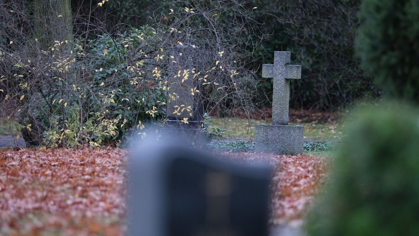 Gebühren: Friedhofsgebühren: Wo es in Sachsen teurer wird