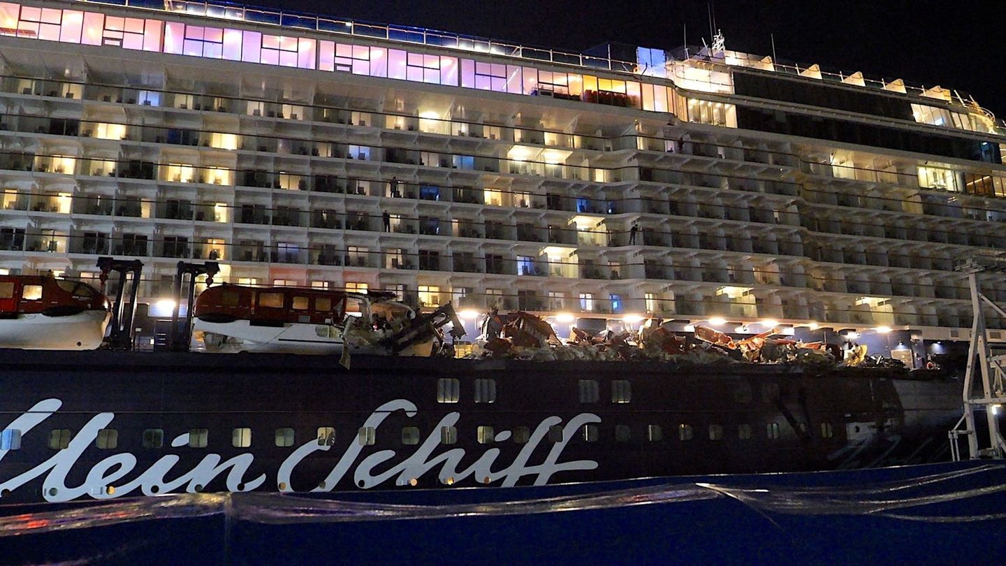 Schiffsunfall in Bremerhaven: Hafenbetrieb während Unfall der „Mein Schiff 3“ lief normal