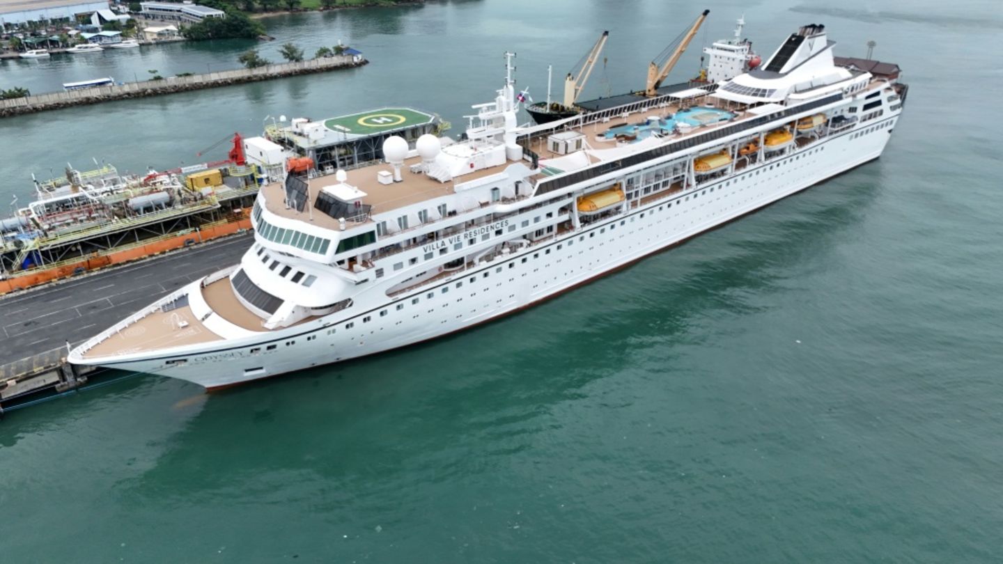 200 Passagiere gestrandet: Kreuzfahrtschiff muss Reise wegen hoher Dieselpreise abbrechen