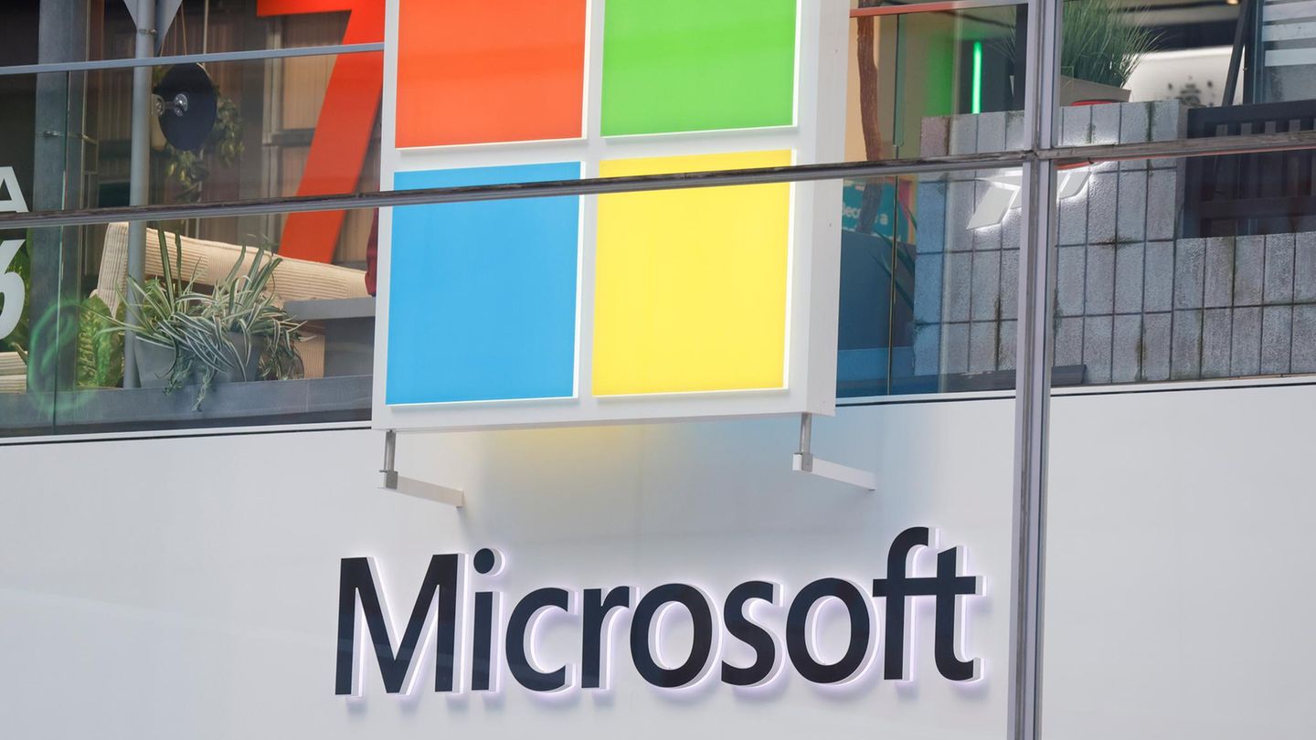 Techaktien: Geschäftszahlen: Warum Alphabet abstürzt und Microsoft steigt